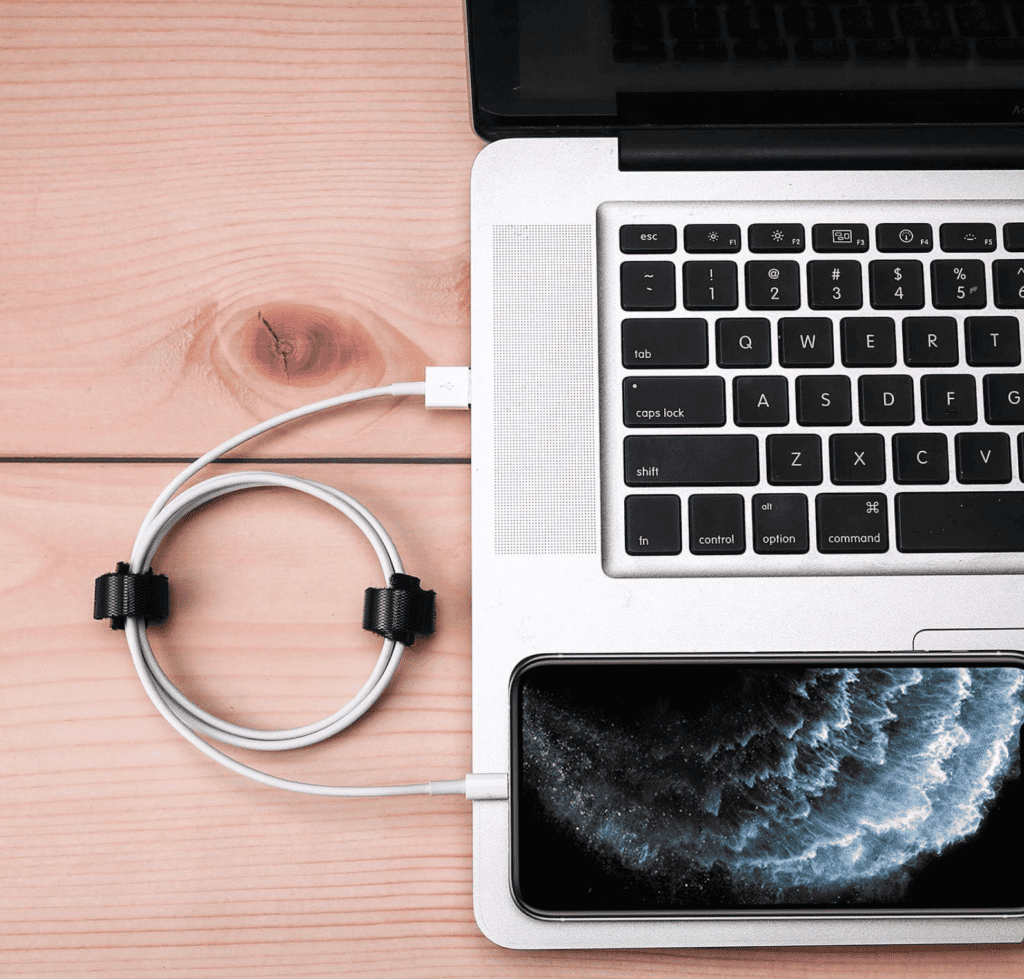 5 Best Cable Management For Office Desk Solutions (2024)